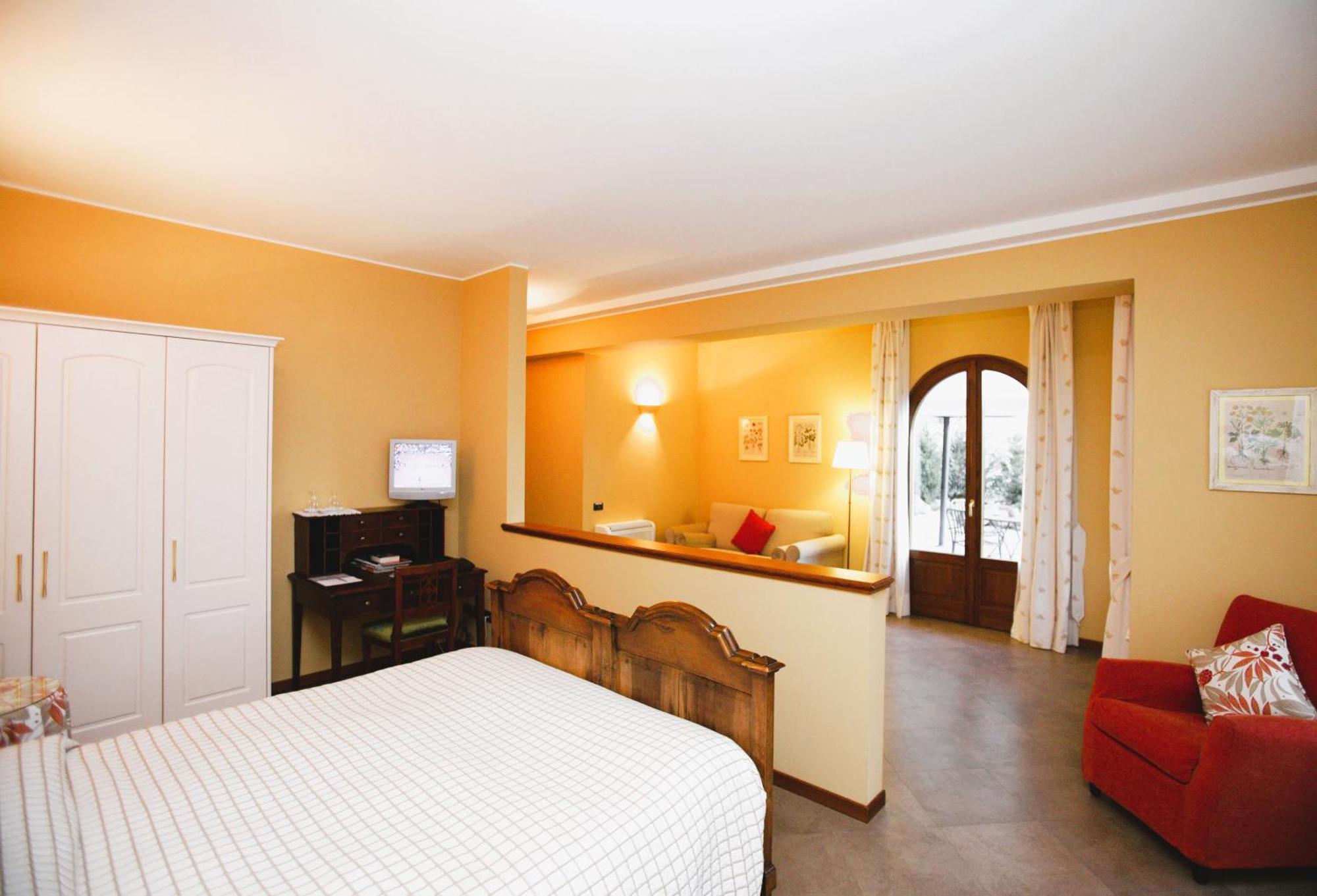 La Valletta Relais Bergamo Luaran gambar